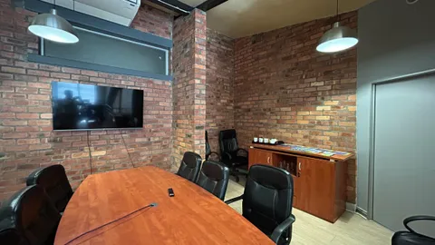 suite 321, 3rd floor Office (1).